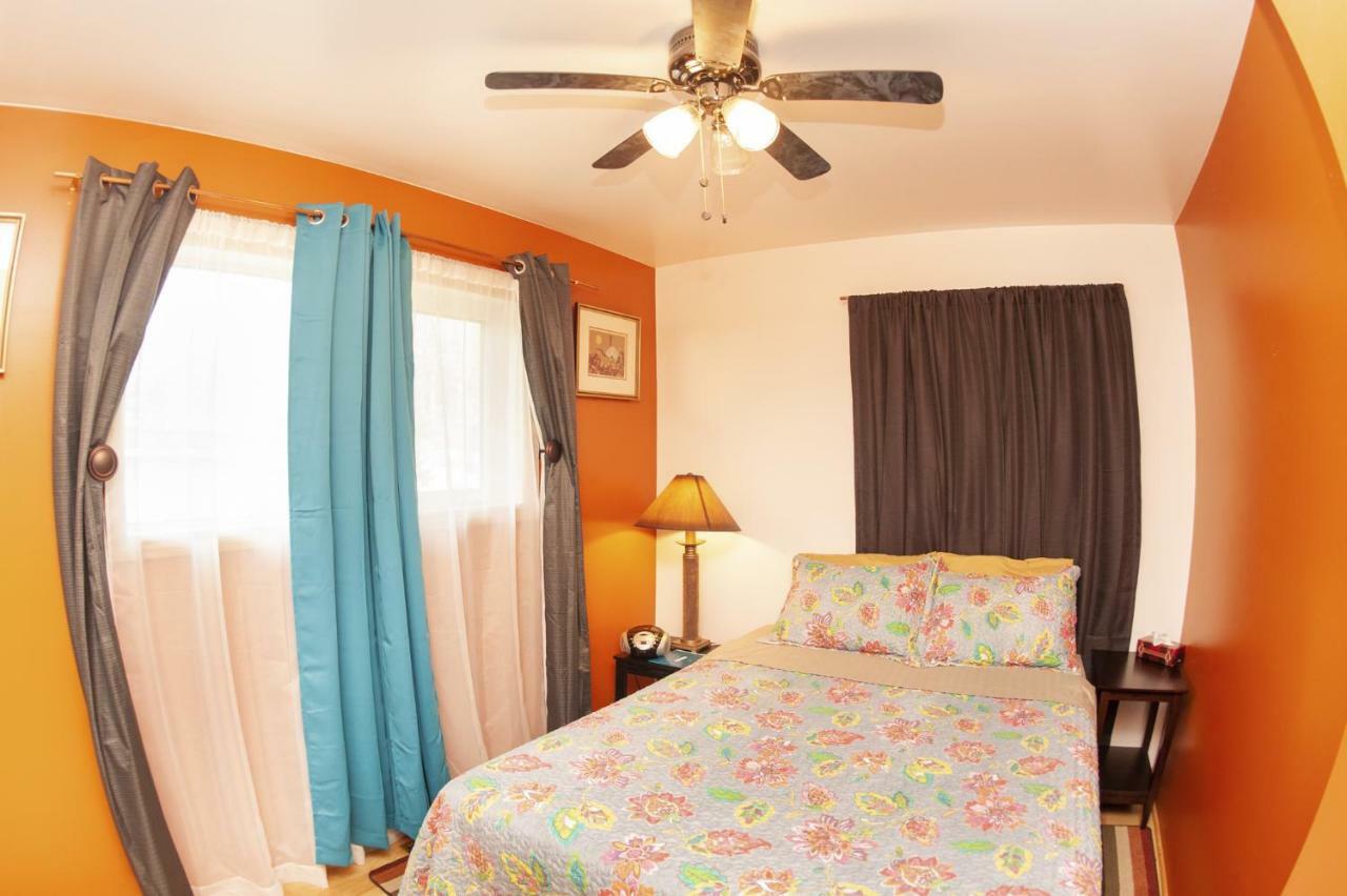 Tiga Bed And Breakfast Yellowknife Kültér fotó