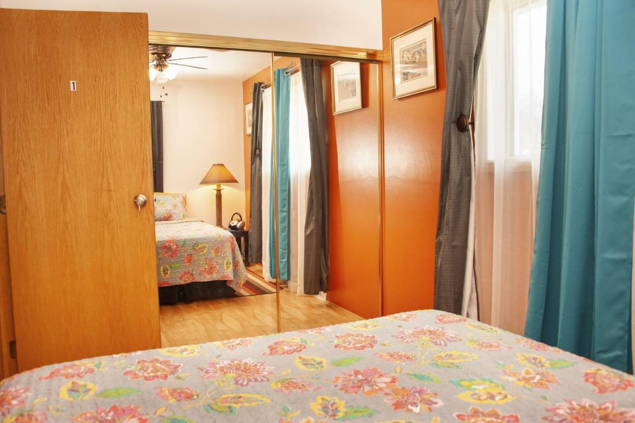 Tiga Bed And Breakfast Yellowknife Kültér fotó